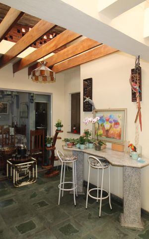 Casa à venda com 653m², 3 quartos e 7 vagasQuintal