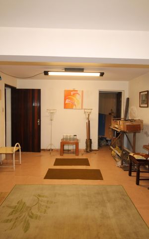 Casa à venda com 653m², 3 quartos e 7 vagasEdícula