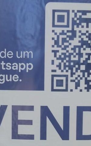 Casa à venda com 653m², 3 quartos e 7 vagas Casa à venda com 653m², 3 quartos e 7 vagasPlaca
