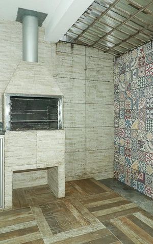 Casa de condomínio à venda com 179m², 3 quartos e 2 vagasEspaço Churrasqueira