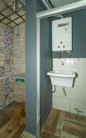 Casa de condomínio à venda com 179m², 3 quartos e 2 vagasÁrea de Serviço