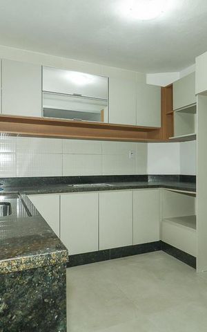 Casa de condomínio à venda com 179m², 3 quartos e 2 vagasCozinha