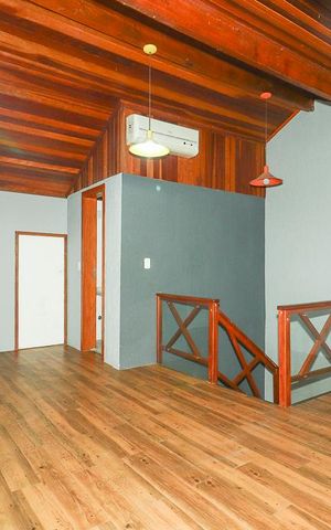 Casa de condomínio à venda com 179m², 3 quartos e 2 vagasQuarto Suite 2
