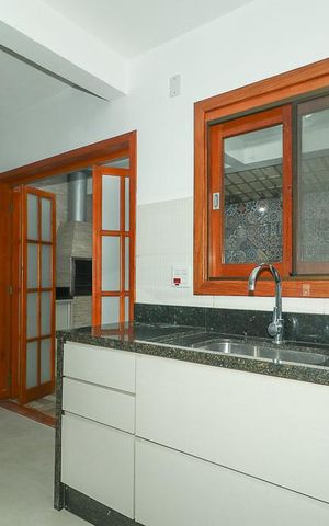 Casa de condomínio à venda com 179m², 3 quartos e 2 vagasCozinha