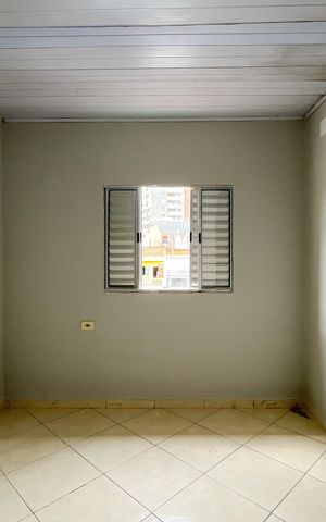 Casa para alugar com 35m², 1 quarto e sem vaga Casa para alugar com 35m², 1 quarto e sem vagaQuarto