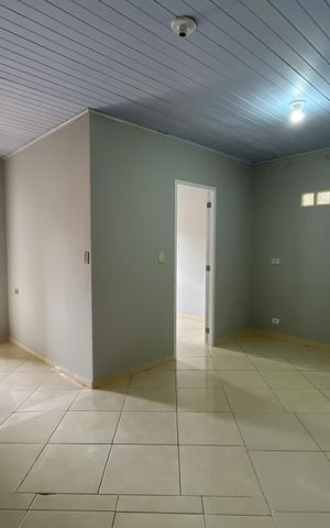 Casa para alugar com 35m², 1 quarto e sem vaga Casa para alugar com 35m², 1 quarto e sem vagaSala/Cozinha