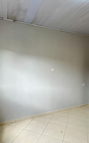 Casa para alugar com 35m², 1 quarto e sem vaga Casa para alugar com 35m², 1 quarto e sem vagaQuarto