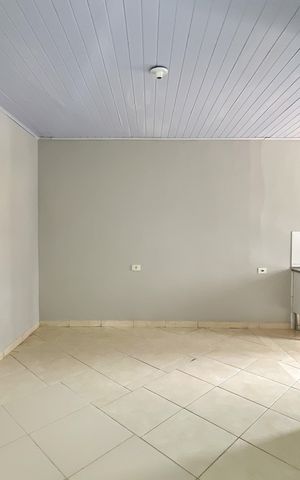 Casa para alugar com 35m², 1 quarto e sem vaga Casa para alugar com 35m², 1 quarto e sem vagaSala/Cozinha