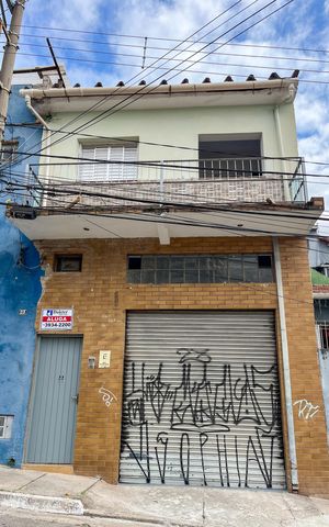 Casa para alugar com 35m², 1 quarto e sem vaga Casa para alugar com 35m², 1 quarto e sem vagaFachada