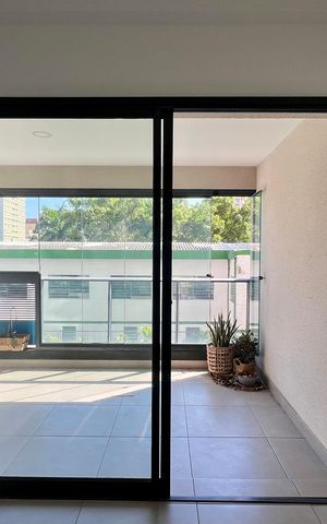 Apartamento à venda com 73m², 2 quartos e 1 vagaVaranda