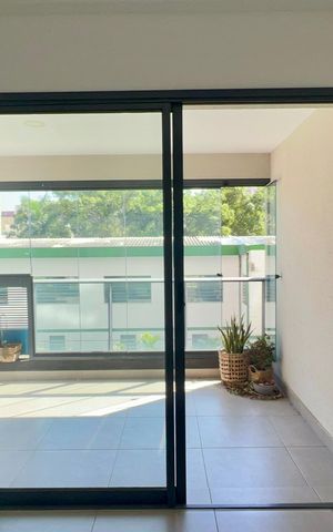 Apartamento à venda com 73m², 2 quartos e 1 vagaVaranda