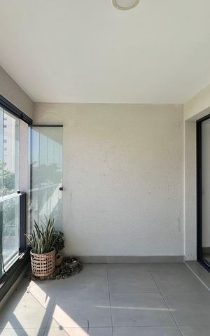 Apartamento à venda com 73m², 2 quartos e 1 vagaVaranda