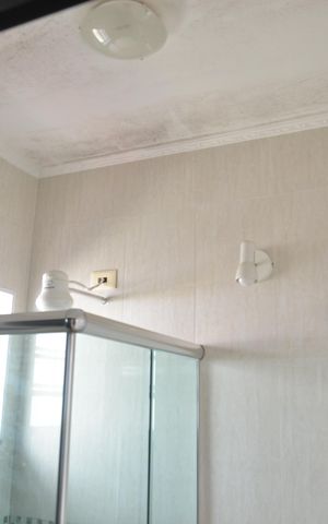 Casa à venda com 148m², 4 quartos e 2 vagasBanheiro/Suíte