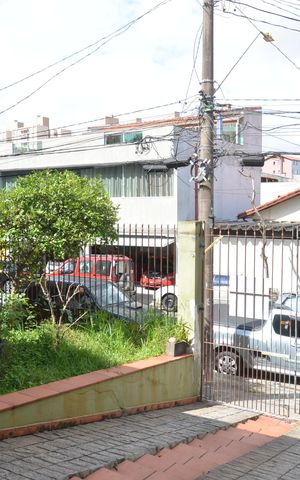 Casa à venda com 148m², 4 quartos e 2 vagasÁrea comum