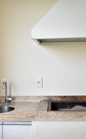 Apartamento à venda com 55m², 2 quartos e 2 vagas Apartamento à venda com 55m², 2 quartos e 2 vagasSacada