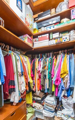 Apartamento à venda com 320m², 4 quartos e 2 vagas Apartamento à venda com 320m², 4 quartos e 2 vagasCloset da Suíte