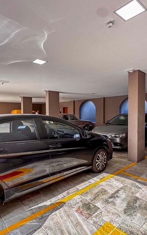 Apartamento à venda com 320m², 4 quartos e 2 vagas Apartamento à venda com 320m², 4 quartos e 2 vagasGaragem