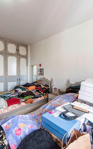 Apartamento à venda com 320m², 4 quartos e 2 vagas Apartamento à venda com 320m², 4 quartos e 2 vagasQuarto 2