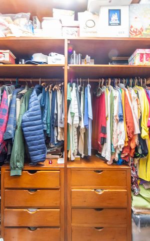 Apartamento à venda com 320m², 4 quartos e 2 vagas Apartamento à venda com 320m², 4 quartos e 2 vagasCloset da Suíte