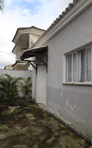 Casa de condomínio à venda com 62m², 1 quarto e sem vagaFrente da casa