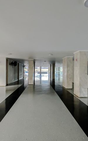 Apartamento à venda com 54m², 2 quartos e sem vagaÁrea comum