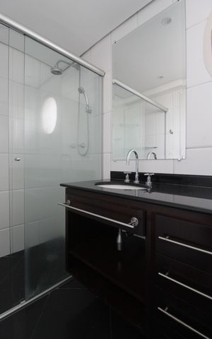 Apartamento à venda com 154m², 4 quartos e 3 vagasBanheiro da Suíte 3