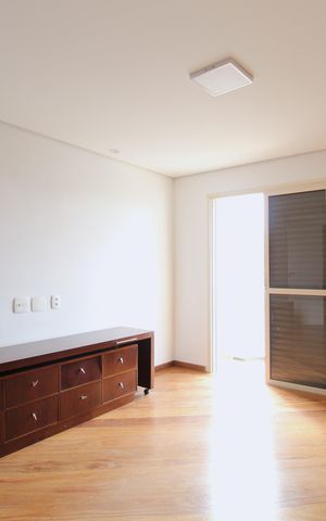 Apartamento à venda com 154m², 4 quartos e 3 vagasQuarto 3 - Suíte