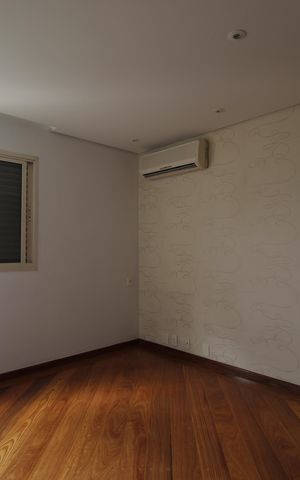 Apartamento à venda com 154m², 4 quartos e 3 vagasSala de TV