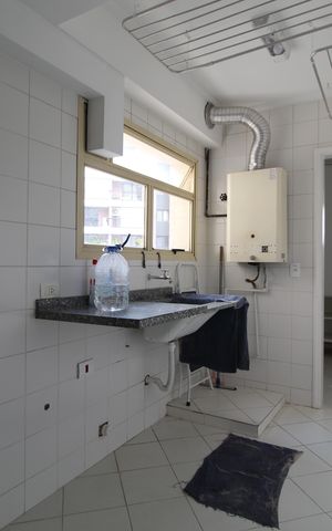 Apartamento à venda com 154m², 4 quartos e 3 vagasÁrea de Serviço