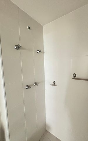 Apartamento à venda com 85m², 3 quartos e 2 vagas Apartamento à venda com 85m², 3 quartos e 2 vagasBanheiro