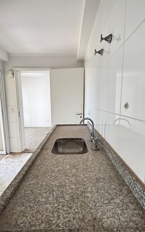 Apartamento à venda com 85m², 3 quartos e 2 vagas Apartamento à venda com 85m², 3 quartos e 2 vagasCozinha