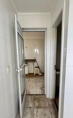 Apartamento à venda com 85m², 3 quartos e 2 vagas Apartamento à venda com 85m², 3 quartos e 2 vagasÁrea de Serviço