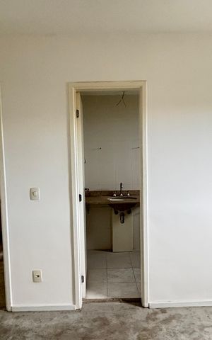 Apartamento à venda com 85m², 3 quartos e 2 vagas Apartamento à venda com 85m², 3 quartos e 2 vagasSuite