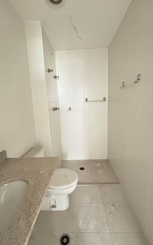 Apartamento à venda com 85m², 3 quartos e 2 vagas Apartamento à venda com 85m², 3 quartos e 2 vagasBanheiro