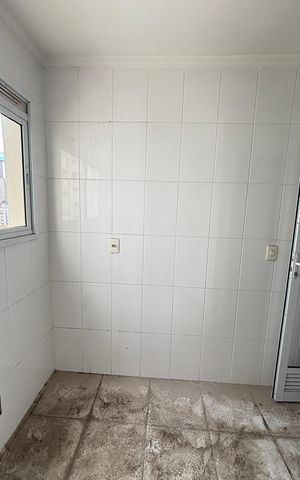 Apartamento à venda com 85m², 3 quartos e 2 vagas Apartamento à venda com 85m², 3 quartos e 2 vagasÁrea de Serviço