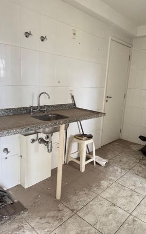 Apartamento à venda com 85m², 3 quartos e 2 vagas Apartamento à venda com 85m², 3 quartos e 2 vagasCozinha