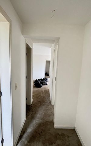 Apartamento à venda com 85m², 3 quartos e 2 vagas Apartamento à venda com 85m², 3 quartos e 2 vagasCorredor