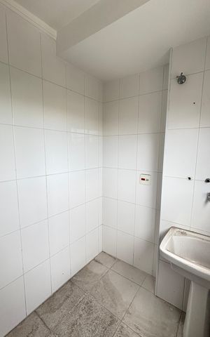 Apartamento à venda com 85m², 3 quartos e 2 vagas Apartamento à venda com 85m², 3 quartos e 2 vagasÁrea de Serviço