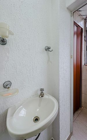 Apartamento à venda com 87m², 3 quartos e sem vagaBanheiro de Serviço