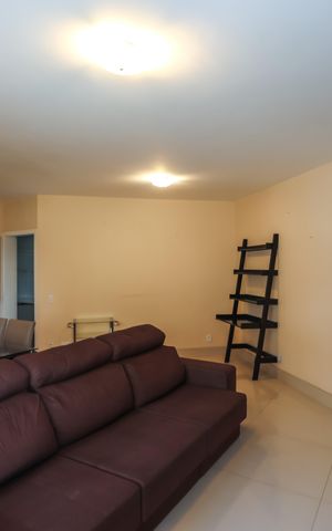 Apartamento à venda com 110m², 3 quartos e 3 vagas Apartamento à venda com 110m², 3 quartos e 3 vagasSala