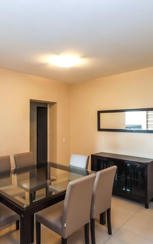 Apartamento à venda com 110m², 3 quartos e 3 vagas Apartamento à venda com 110m², 3 quartos e 3 vagasSala