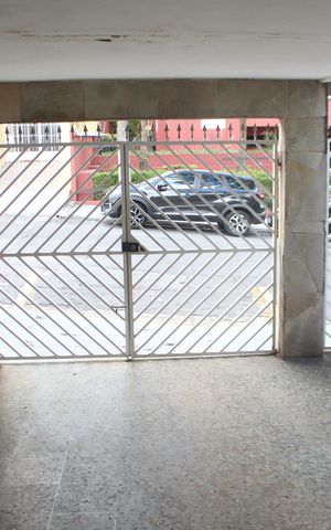 Casa à venda com 240m², 4 quartos e 2 vagasGaragem