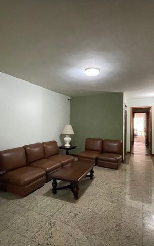 Apartamento à venda com 122m², 3 quartos e 1 vaga Apartamento à venda com 122m², 3 quartos e 1 vagaPortaria