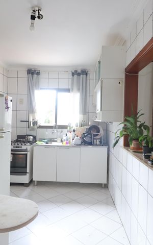 Apartamento à venda com 161m², 3 quartos e 2 vagasCozinha