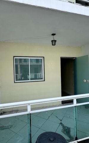 Casa de condomínio à venda com 132m², 3 quartos e 1 vaga Casa de condomínio à venda com 132m², 3 quartos e 1 vagaVaranda