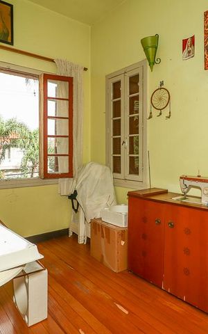 Casa à venda com 380m², 5 quartos e 2 vagasQuarto 4