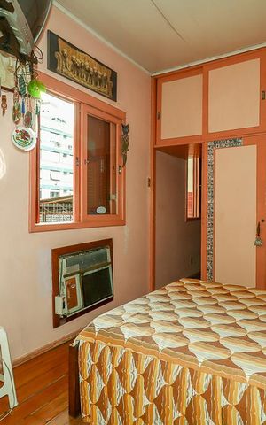 Casa à venda com 380m², 5 quartos e 2 vagasSuíte
