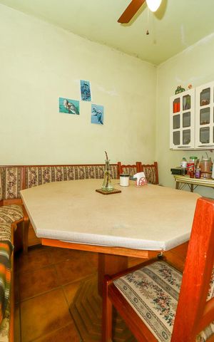 Casa à venda com 380m², 5 quartos e 2 vagasSala de Jantar