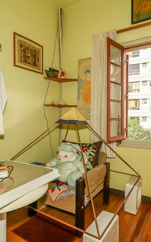 Casa à venda com 380m², 5 quartos e 2 vagasQuarto 4