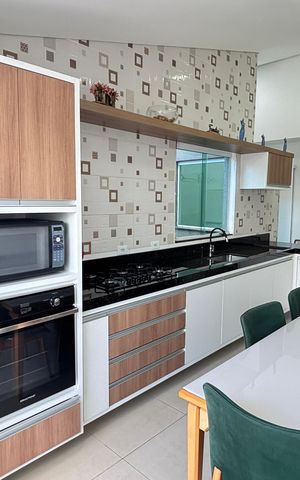 Apartamento à venda com 96m², 2 quartos e 1 vaga Apartamento à venda com 96m², 2 quartos e 1 vagaCobertura - Cozinha
